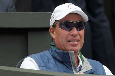 Tennislegenden Ivan Lendl peger på Roger Federer, som den der fører kapløbet om at kunne betegnes som sportens bedste gennem tiden. Men det kan nå at ændre sig. (Arkivfoto)