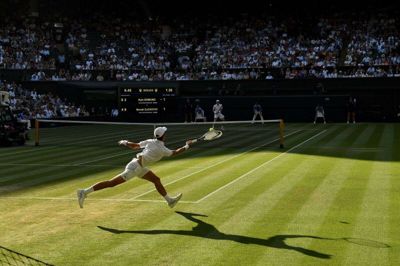 Wimbeldon er allerede aflyst, men spørgsmålet er, om der overhovedet vil blive spillet mere toptennis i 2020.