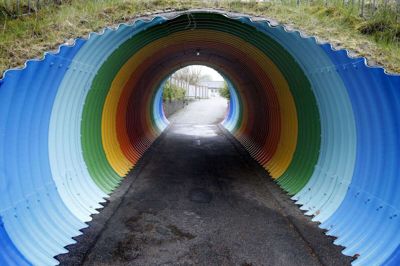 Regnbuen Bifrost under »skabes« i Bording. Foto: Flemming Hansen
