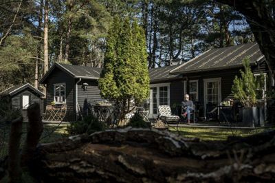 Et stort salg af sommerhuse i maj har været medvirkende til, at der samlet set har været flere bolighandler end normalt i maj. Det sker dog på bagkant af en meget sløv april. (Arkivfoto)