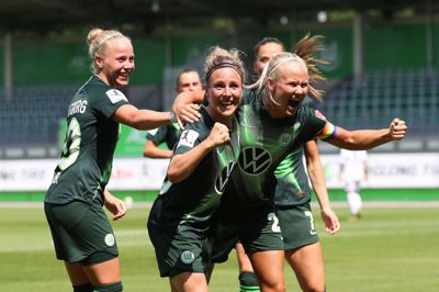 Wolfsburgs danske stjerne, Pernille Harder, scorede til slutresultatet 2-0, da den tyske klub onsdag sikrede sit fjerde mesterskab. Foto: Darius Simka/Regios24 Via Www.im/Ritzau Scanpix