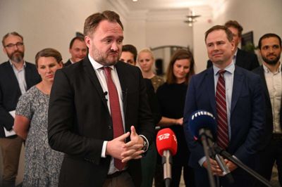 Det blev en natteforestilling, da regeringen og alle Folketingets partier minus Nye Borgerlige kunne præsentere en klimaaftale på energiområdet.