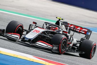 Kevin Magnussen har næppe fået den ønskede start på Formel 1-sæsonen.