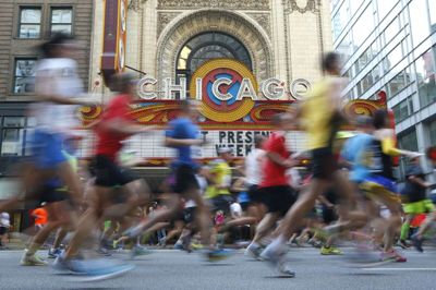 Millionbyen Chicago må i år undvære sit årlige maratonløb, der er aflyst på grund af coronapandemien. Det er anden gang i løbets 43-årige historie, at det bliver aflyst. Også de store maratonløb i Boston og New York City er aflyst. (Arkivfoto).
