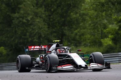 De to kommende weekender skal Formel 1-feltet duellere på Silverstone, og her kan Kevin Magnussen i sin Haas-racer få det svært. (Arkivfoto)