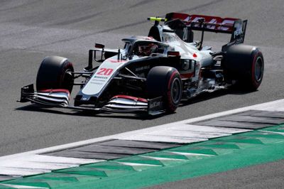 Kevin Magnussen har nu ikke gennemført tre af sæsonens fem løb. (Arkivfoto)