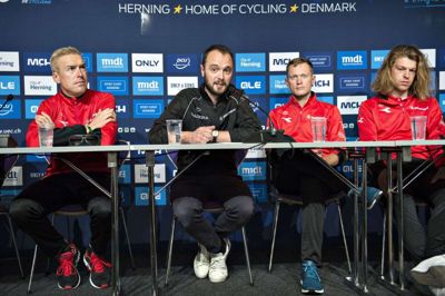 - Det er ikke, fordi jeg er sortseer, men jeg mener, at det er realistisk at sige, at det ser sort ud, siger Anders Lund til Ekstra Bladet. (Arkivfoto)