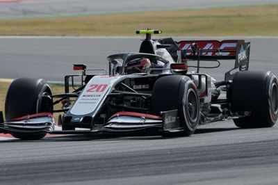 Kevin Magnussen kørte 27 omgange i raceren med nye dele på Circuit de Catalunya i Barcelona.
