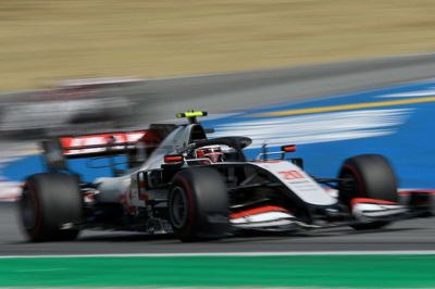 Kevin Magnussen formåede at fuldføre i Spanien efter at have været udgået i de to seneste grandprixer.