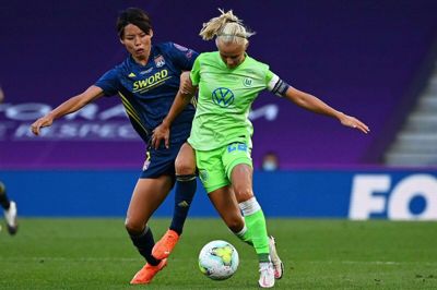 Pernille Harder (t.h.) og resten af Wolfsburg-holdet udfordrede Lyon, der dog endte med at sejre i søndagens Champions League-finale. Foto: Gabriel Bouys/Ritzau Scanpix