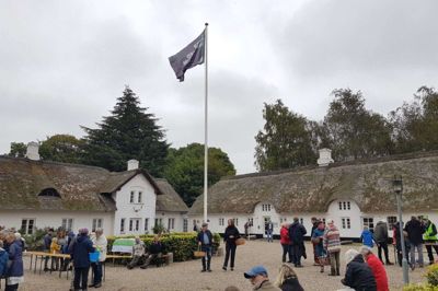 Vester Palsgaard Skovmuseum ved Hampen har i løbet af årene dannet ramme om et utal af aktiviteter - som her en svampejagt, der traditionelt altid samler mange deltagere. Nu er museet ved Hampen truet af lukning. Foto: Thomas Vang Nielsen