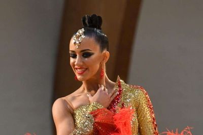 Den lokale danseinstrukør Veronika Myshko blev nummer to ved EM i 10-dans og deler ud af sin viden og kompetence i Midtjysk Dance Akademy, der holder til på Hjertet i Ikast. Foto: privatfoto