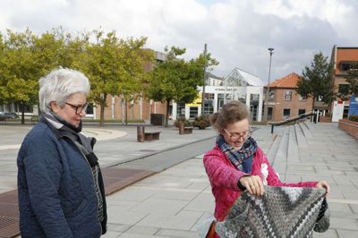 Vita Nielsen var en af de lokale Ikast-borgere, der har bidraget til det store midtjtyske Garnkram. Foto: Flemming Hansen