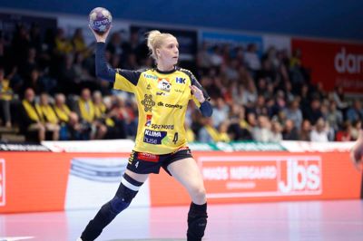 Julie Scaglione og alle de andre landsholdsstjerner fra Ikast Håndbold tager 4. februar imod Horsens i Brande-Hallerne.
