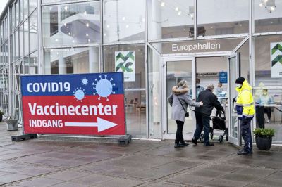 Fredag var lidt over 188.000 danskere blevet coronavaccineret med første stik. (Arkivfoto)