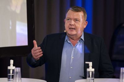 Tidligere Statsminister Lars Løkke Rasmussen ses her til valgfest i november i forbindelse med det amerikanske valg. Siden da har han meldt sig ud af Venstre og startet et politisk netværk, der ifølge ham selv muligvis kan blive til et parti. (Arkivfoto)
