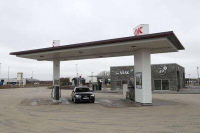 Onsdag 24. marts er den officielle åbningsdag for OK-tanken og den tilhørende dobbelte vaskehal på La Cours Vej. De første kunder har dog allerede taget de nye faciliteter i brug. Foto: Flemming Hansen