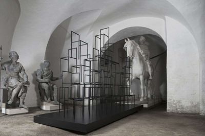 »Stabelstol« - som værket tog sig ud i Kongernes Lapidarium. pr-Foto: Jens Larsen/ Imarken.dk