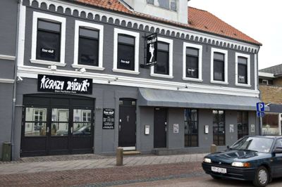 Det har ikke været muligt at danse på et diskotek eller en natklub i Danmark til den lyse morgen, siden coronaepidemien brød ud. I "primo juni" skal Folketingets partier se, om de kan blive enige om en plan for genåbning. (Arkivfoto)