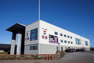 Hvis der kommer et vaccinecenter til kommunen, bliver det formentlig placeret i Sportscenter Ikast. Foto: Tom Laursen