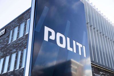 Linjechef for beredskabet i Midt- og Vestjyllands Politi mener, at det er »helt legitimt« med en politigaranti. Ifølge ham efterlever politikredsen allerede parametrene om at være hurtige, men han ønsker også, at det er helt klart for borgerne, at politiet går op i grov kriminalitet. - Der er meget kommunikation i det, siger han. Foto: Jørn Deleuran