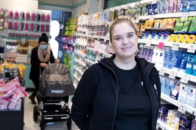 Charlotte Lind Kristensen er daglig leder af Normals nye butik i Strøgcentret. Butikken er kædens nummer 104 i Danmark.