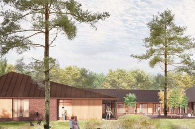 Den nye institution på Lysholt Allé i Ikast som den ser ud på den indledende skitse. Første spadestik på byggeriet forventes at blive taget i begyndelsen af 2022, og inden da har en navnekonkurrence sandsynligvis resulteret i institutionens officielle navn. Illustration: Gjørtz/Andersen/Arkitekter
