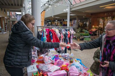 Vores Ikast er igen klar til at byde indenfor til stort børneloppemarked i Strøgcentret. Foto: Privat Foto