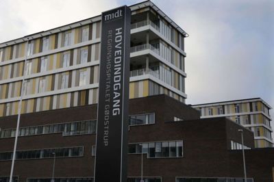 I weekenden blev de første patienterne overført til det nye regionshospital, og mandag bippede de første ambulante patienter, deres gule sygesikringskort í foyeren i Gødstrup. Foto: Henrik Ole Jensen