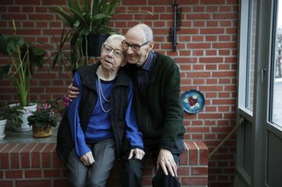 Mand og kone i 65 år - Olga og Niels Peter Andersen har torsdag 10. marts krondiamantbryllup. Foto: MAlene Tswai