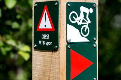 Herning Kommune har over årene støttet udviklingen af MTB-sporet ved Lind økonomisk blandt andet ved at betale skiltningen. Nu mener Miljøstyrelsen, at en tredjedel af sporet skal fjernes.