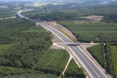 Motorvejen mellem Bording og Funder blev indviet i 2012 og skal nu have ny belægning. Et arbejde der starter på fredag. Foto: Vejdirektoratet.