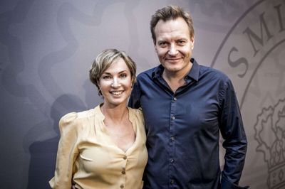 - Folk tror, at Rasmus (Tantholdt, red.) bare er væk altid. Men hvis man gør det op over et års tid, så er han måske væk en tredjedel af tiden. Man kan så sige, at i år har været specielt, fordi Ukraine har fyldt så meget, og så har han været dernede i lang tid - også i meget lange stræk, siger Natasja Crone om forholdet til journalist Rasmus Tantholdt. (Arkivfoto).