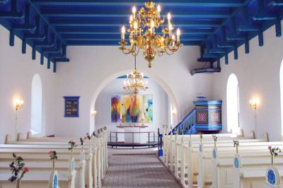 Tustrup-Faurholt Menighedsråd vil gerne fylde Faurholt Kirke med masser af glade gospeltoner og sange. 30. november forsøger de igen at løbe muligheden igang. Foto: Privatfoto