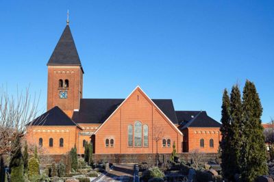 14. januar er Ikast Kirkecenter vært for en international nytårsfest, og herefter står den på musik og gudstjeneste i Ikast Kirke. Foto: Linna Grøn