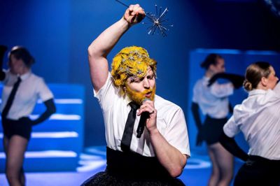 Musicalperformer Pelle Hebsgaard er headhuntet til den nyfortolkede udgave af den gode fe i den nye muscialudgave af »Askepot«. Foto: Lasse Lagoni