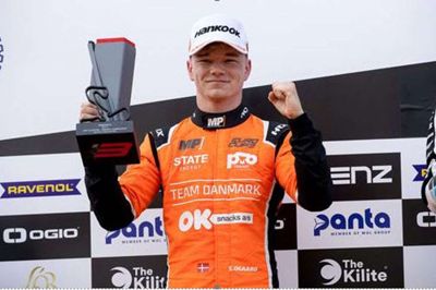 Sebastian Øgaard måtte hele to gange på podiet i forbindelse med fjerde afdeling af Eurocup-3 i Holland. Foto: Privatfoto