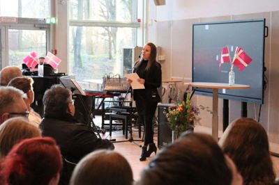 Uddannelsesleder Kristine Buus Johansen håber på at kunne byde mange nye studerende velkommen på pædagoguddannelsen i Ikast til september. Foto: Merete Riis Jensen