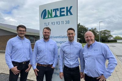 På billedet ses de to oprindelige ejere, Søren Nielsen og Anders Maagard, flankeret af deres nye partnere, Jesper Bilgrav Blaabjerg og Rasmus Rytter Jensen. Foto: Privatfoto