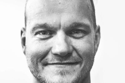 Tidligere var Martin Bentsen rocker. Nu er han præst. Han fortæller sin historie i Ikast Kirkecenter 13. oktober. Foto: PR-Foto
