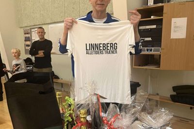 Erik Linneberg blev hyldet i anledning af sin 70-årsfødselsdag. Foto: Linna Grøn