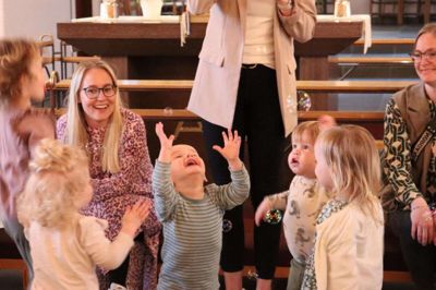 Børnehuset Ønskelandet har ved flere lejligheder deltaget i arrangementet i Ikast Kirke, hvor avisen også tidligere har været med. Foto: Merete Riis Jensen