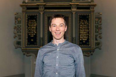 Christian Primdahl Medom har nu været præst i Bording og Christianshede sogne i en måned, og han glæder sig over at være kommet godt i gang.
