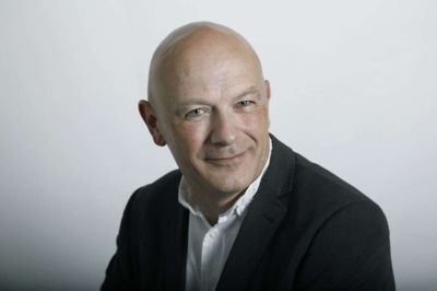 Bjarne Raabjerg, Biografchef i Ikast.