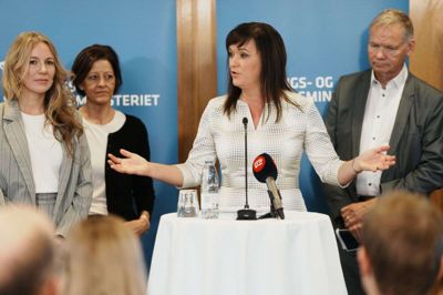 Indenrigs- og sundhedsminister Sophie Løhde (V) præsenterer fredag en aftale om en sundhedsreform.