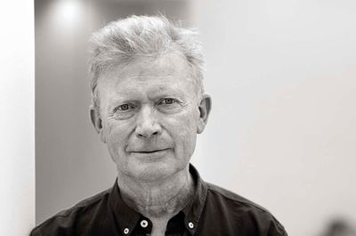 Hedeagerkirken inviterer til gratis orgelkoncert med organist Mads Bille.