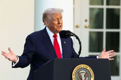 Donald Trump har tidligere sagt, at USA "kommer til at få Grønland". Han deler onsdag på Truth Social en artikel, hvori der står, at danske investeringer i Arktis er i overensstemmelse med præsidenten "fornyede forsvarsdagsorden".