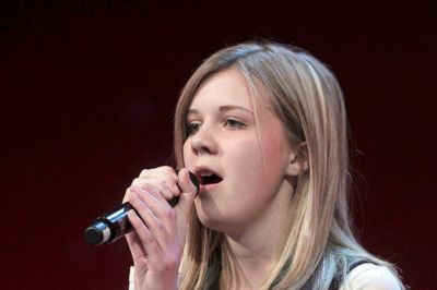 Simone Natalie Bøgebjerg sang sig videre i X Factor. Foto: Bjarne Bergius Hermansne, DR