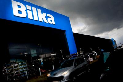 Bilka-skiltet er kommet op på facaden. 8. juni bliver det nye varehus åbnet med ekstra lange åbningstider. De første fire åbningsdage holder det nye varehus åbent i alt 56 timer.Foto: Henrik Ole jensen