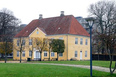 Fra lørdag 8. april kan man blive borgerligt viet på den gamle herregård Herningsholm. Det er et nyt initiativ, som er sat i værk af Herningsholmlauget i samarbejde med Herning Kommune. ?foto: flemming hansen